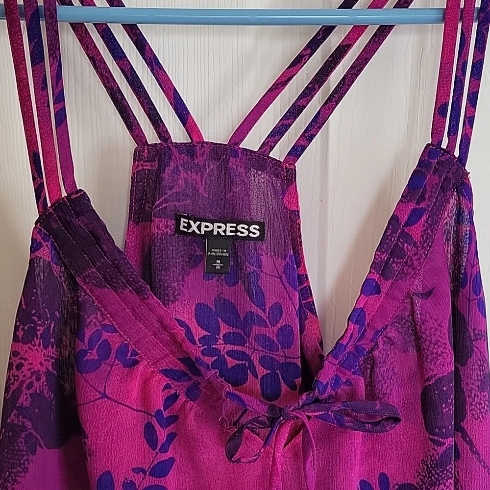 Express Top - Picture 2 of 4